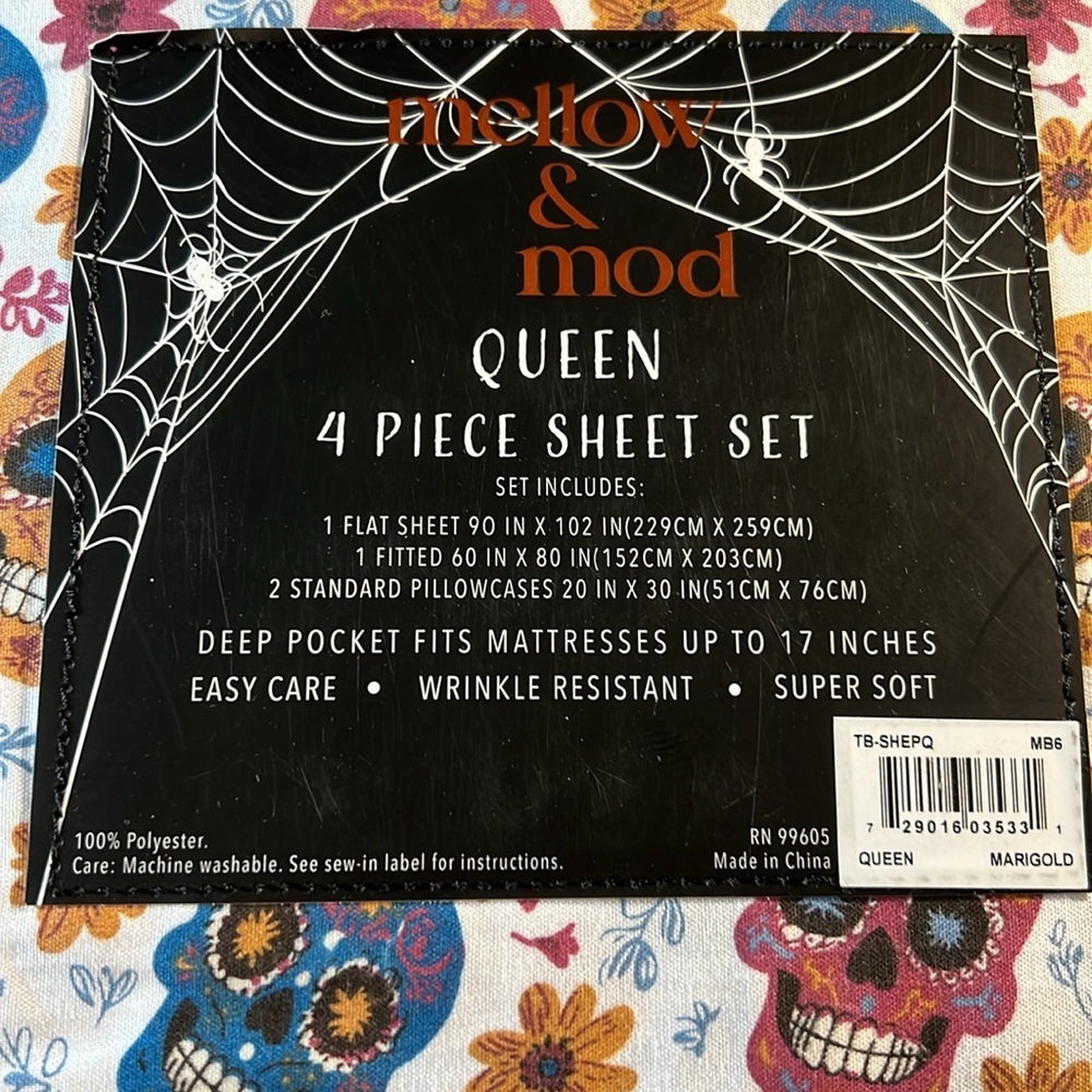 Queen Sheet Set - Colorful Sugar Skull Design - Picture 2 of 3